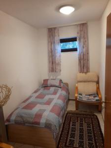 Postel nebo postele na pokoji v ubytování Souterrain Wohnung in Bensheim