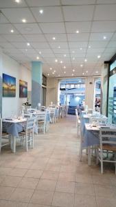 Restaurace v ubytování Hotel Profumo Di Mare