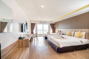 Ảnh trong thư viện ảnh của Royal Phala Cliff Beach Resort ở Ban Chang