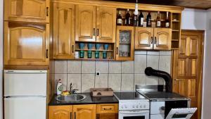 Nhà bếp/bếp nhỏ tại Apartmani d&s