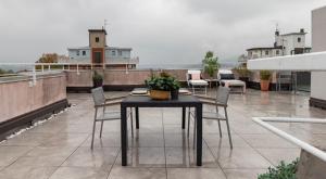 A balcony or terrace at La Terrazza