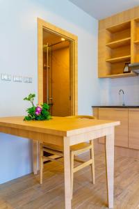 Kuchyň nebo kuchyňský kout v ubytování Golden Paradise Hotel - SHA PLUS