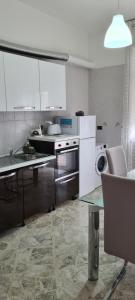 Dapur atau dapur kecil di Jajo Apartament