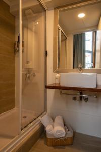 Ένα μπάνιο στο BO Hotel & Terraza