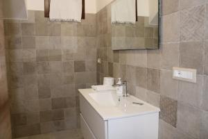 Koupelna v ubytování La Casetta di Nonna Elena