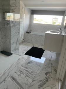 La Villa Bocage的一间浴室