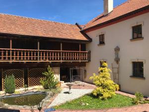 Budova, kde se aparthotel nachází