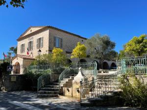 Photo de la galerie de l'établissement Bastide Saint-Joseph, à Le Rouret