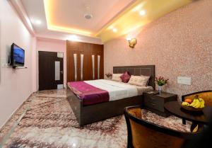 Postel nebo postele na pokoji v ubytování Rainbow Home Stay + 37 fotografií