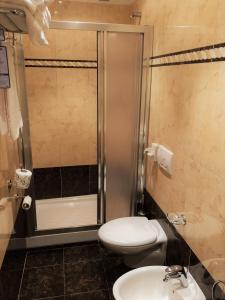 Koupelna v ubytování Hotel La Noce