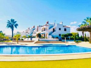 Bazén v ubytovaní Casa Beth Villamartin 2 Bedroom/ 2 Bathroom with Pool alebo v jeho blízkosti