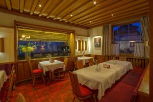 Restaurace v ubytování Hotel zur Flüh