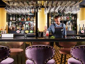 Lounge nebo bar v ubytování Mount Royal Hotel Edinburgh by The Unlimited Collection
