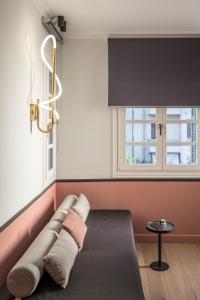 Posedenie v ubytovaní 72 AD Suites