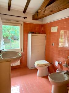 Ванная комната в Euganean Hills Natural Park: Casale Il Boschetto