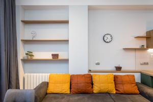 Posezení v ubytování Light and stylish 2 bedroom apartment near the Gondola lift in New Gudauri