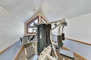 Das Fitnesscenter und/oder die Fitnesseinrichtungen in der Unterkunft Hidden River Hideaway Condos