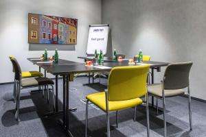 Der Geschäftsbereich oder Konferenzraum in der Unterkunft Park Inn by Radisson Poznan