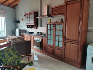 Kuchyň nebo kuchyňský kout v ubytování Private Apartment in Nugegoda Colombo 5, close to High-level road