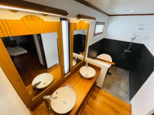 TV a/nebo společenská místnost v ubytování Bagan Cottage Boutique Hotel