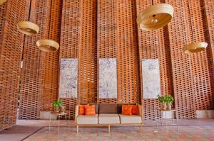 Amnaya Resort Nusa Dua的休息区