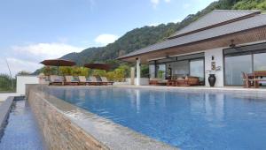 Πισίνα στο ή κοντά στο Kulraya Villas - Luxury Serviced Pool Villas