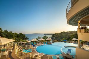 Bazén v ubytování Sunny Krk by Valamar nebo v jeho okolí