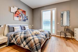 Llit o llits en una habitació de Villette Dolci Luxury Homes
