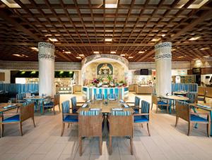 Um restaurante ou outro lugar para comer em Shangri-La Rasa Sentosa, Singapore