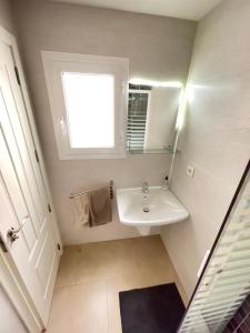 Kúpeľňa v ubytovaní Adosado obra nueva residencial de lujo