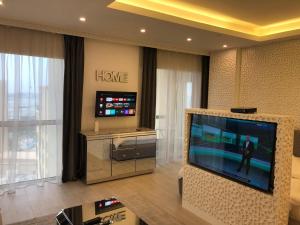 Gallery image of Fabulous Studio with Stunning Sea View by MK2 in Dubai