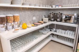 Comida no hotel ou em algum lugar perto