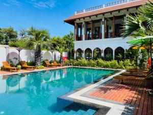Bazén v ubytování Bagan Cottage Boutique Hotel nebo v jeho okolí