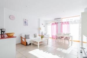 Posedenie v ubytovaní Altea Villa Buraux , Apartamento con vistas al mar & parking en el corazón del casco viejo de Altea