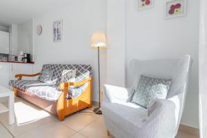 Posteľ alebo postele v izbe v ubytovaní Altea Villa Buraux , Apartamento con vistas al mar & parking en el corazón del casco viejo de Altea