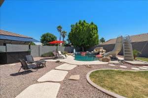 Gallery image of 5 Bedroom 4 Bath Boutique Home PREMIUM LOCATION + heated pool option in Glendale