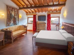 Giường trong phòng chung tại City Centre Rooms and Apartments