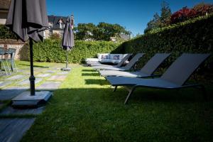 Villa Berry Centre Deauville - Chic & Stylée - Magnifique Jardin tesisinin dışında bir bahçe