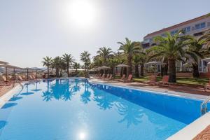 Bazén v ubytování Europa Resort Hotel nebo v jeho okolí