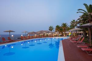 Bazén v ubytování Europa Resort Hotel nebo v jeho okolí
