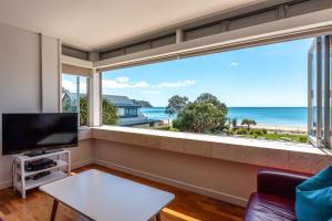 Gallery image of The Sands - Apartment 26 - Stay Waiheke in Onetangi +14 photos