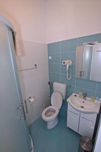 Koupelna v ubytování Solaria Apartments Porec