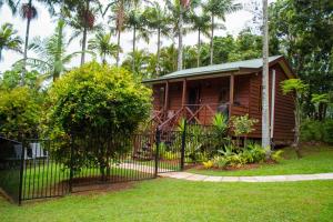 Gallery image of Sunshine Valley Cottages in Woombye