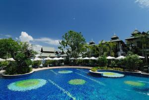 Πισίνα στο ή κοντά στο The Zign Hotel Premium Villa