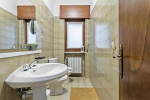 Koupelna v ubytování Casa La Rivetta by Halldis + 17 fotografií