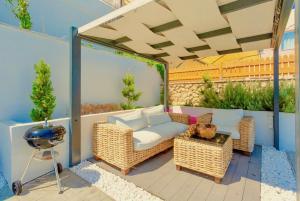 Posezení v ubytování Luxury Villa Akti Barbati 3 with private pool