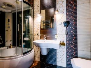 Kúpeľňa v ubytovaní Hotel Delicjusz