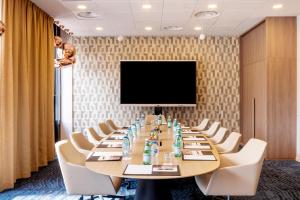 Μια τηλεόραση ή/και κέντρο ψυχαγωγίας στο Residhome Paris Clamart
