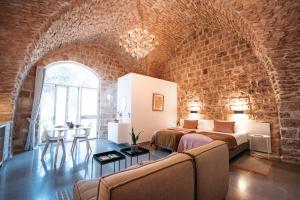 Posezení v ubytování Azamra Inn Tzfat