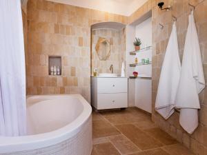 A bathroom at Azamra Inn Tzfat